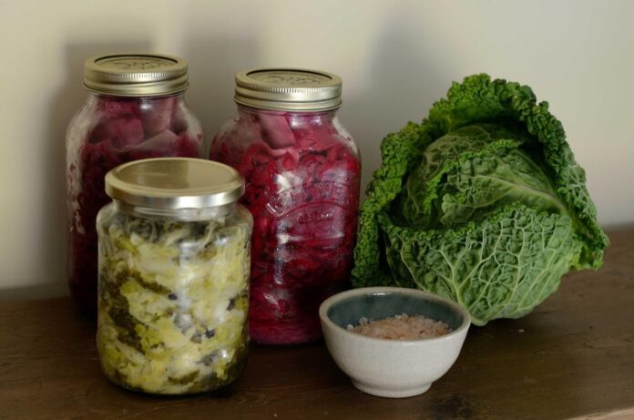 fermentazione-cibi-barattoli fermentazione