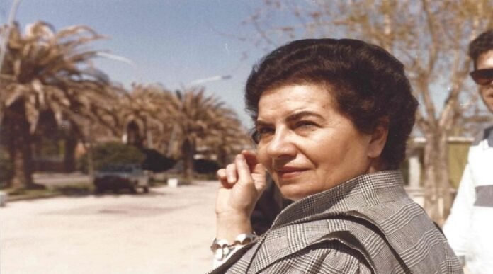 professoressa Olga Mariasofia D'Emilio, Prof