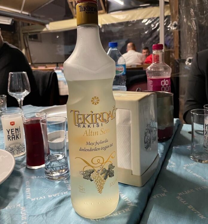 raki, liquore turco