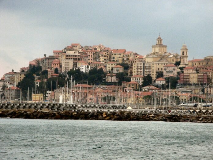 Imperia-asilo asilo