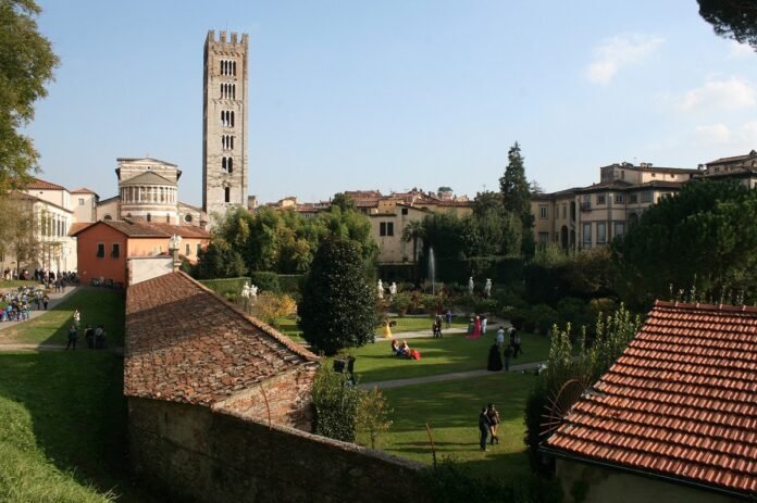 Lucca Lucca