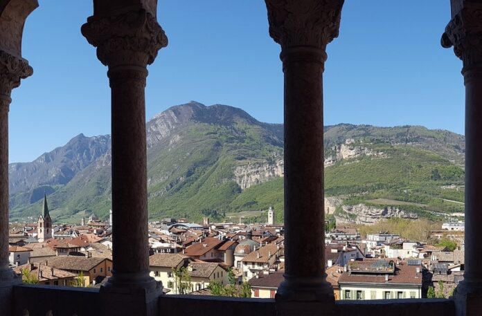 Trento, foto del pesaggio alpino