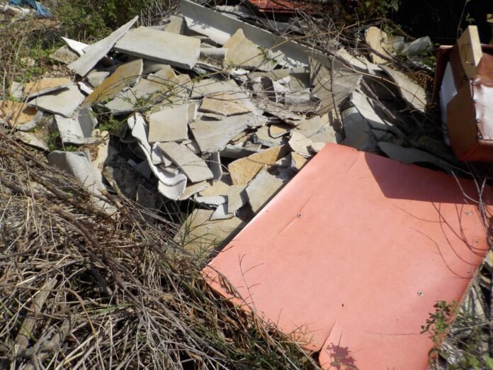 discarica abusiva, amianto abbandonato, soccavo