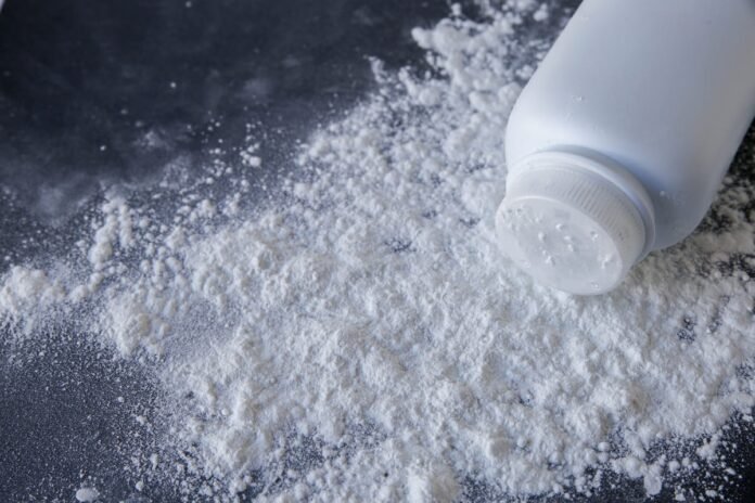Stati Uniti, la FDA introduce nuovi standard per il talco. Un passo decisivo contro la contaminazione da amianto