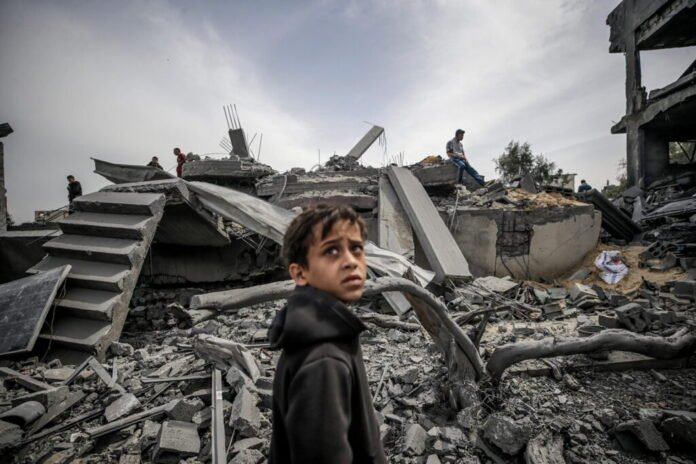 Minaccia su Gaza: dopo le bombe, il pericolo amianto