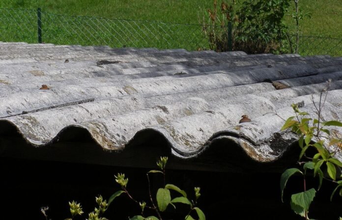 Amianto abbandonato, Pomezia, Messina